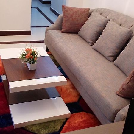 Bluebell Residency Hotel Карайкуди Екстериор снимка
