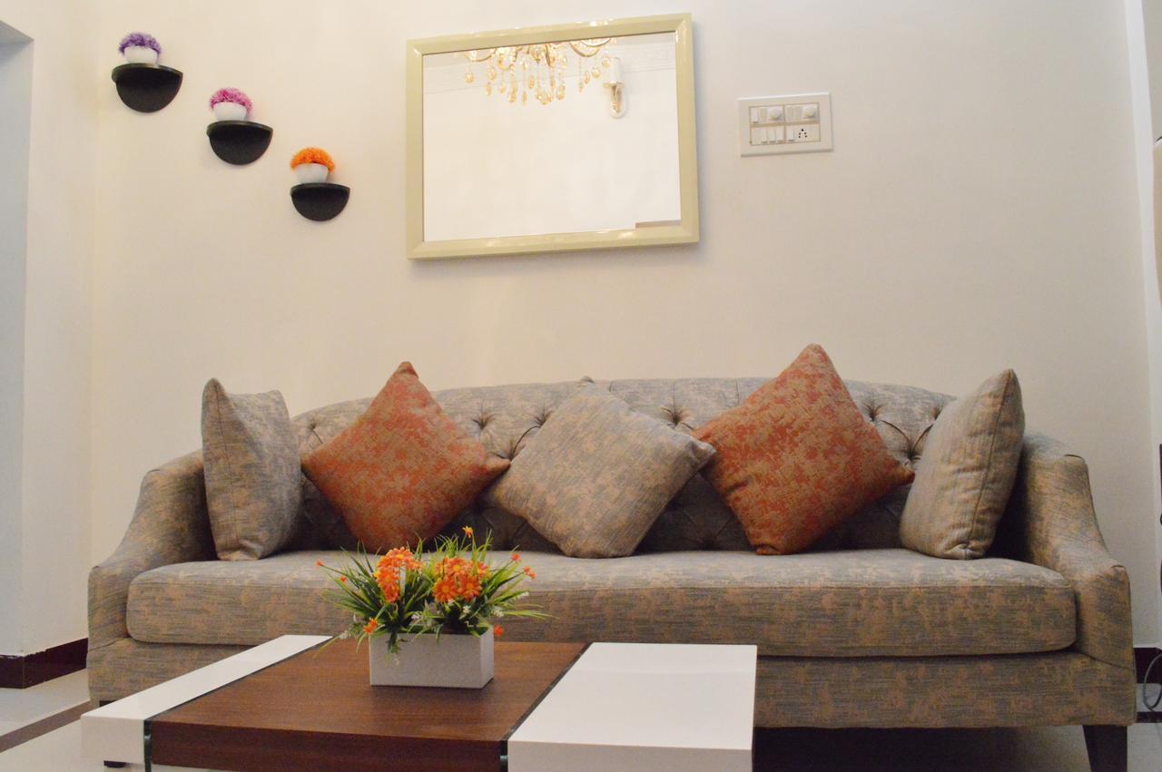 Bluebell Residency Hotel Карайкуди Екстериор снимка
